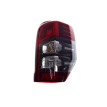 Mitsubishi L200 Hátsó Lámpa Piros Jobb 8330B214